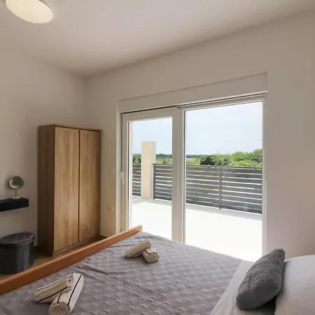 Villa New Modern Gogo With Private Pool Near The And Town Of Pula By Wiibuk