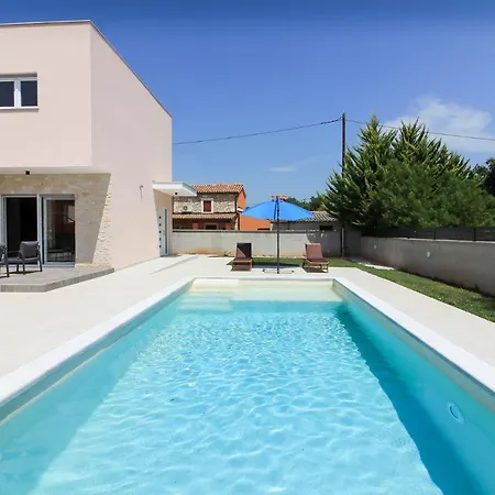 New Modern Gogo With Private Pool Near The And Town Of Pula By Wiibuk *