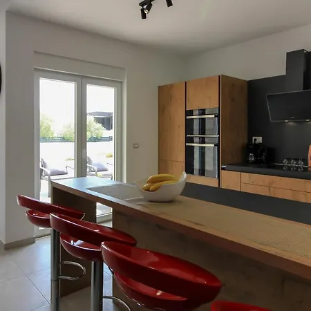 New Modern Gogo With Private Pool Near The And Town Of Pula By Wiibuk Villa Sisan